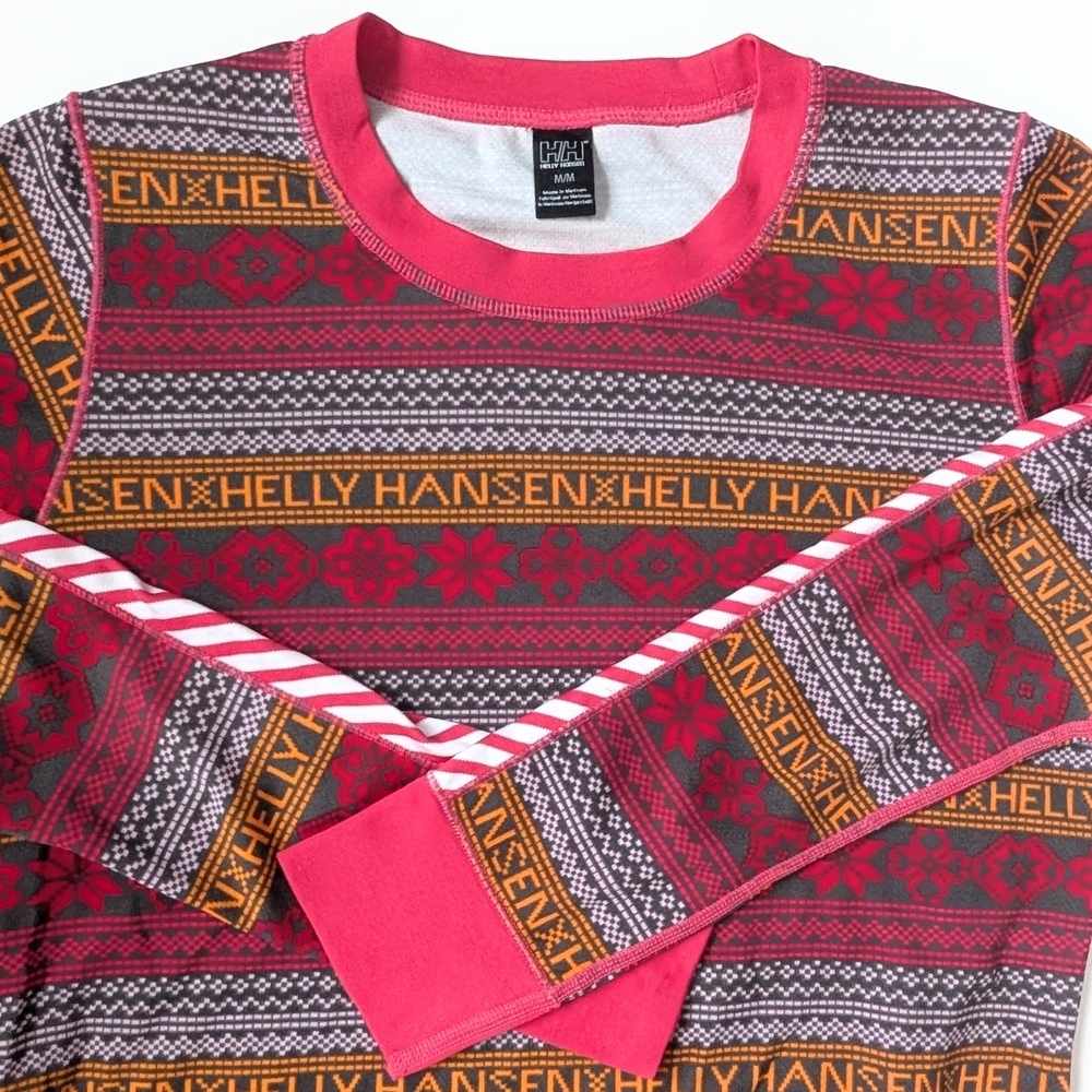 Helly Hansen Women's Holiday Patterned Long Sleeve Base Layer ~ Size Medium